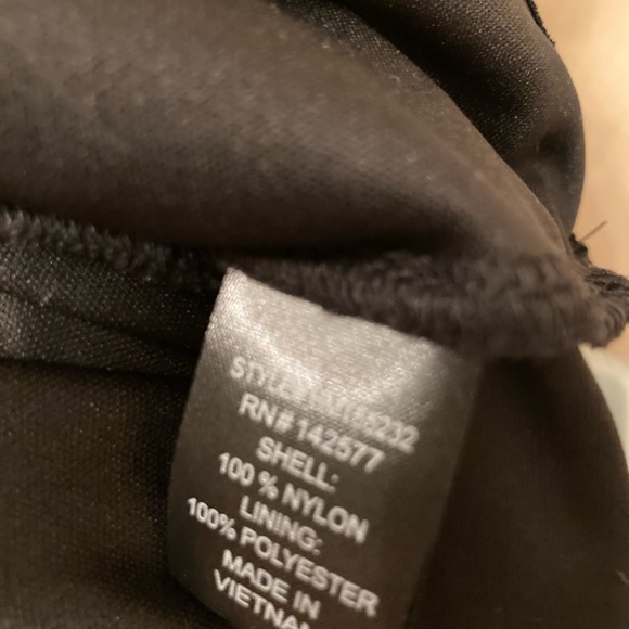 Black Top - Picture 8 of 10